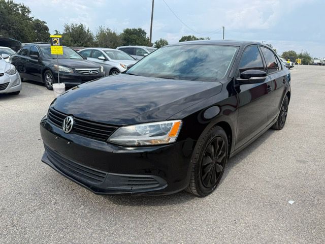2014 Volkswagen Jetta Image 2