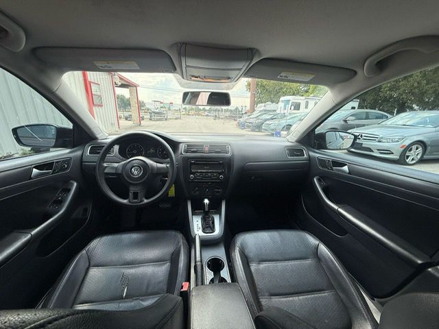 2014 Volkswagen Jetta Image 14