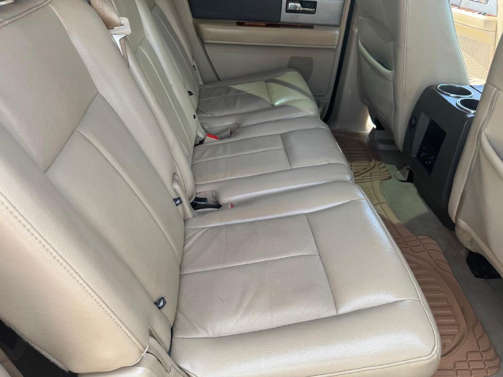 2008 Ford Expedition Image 10