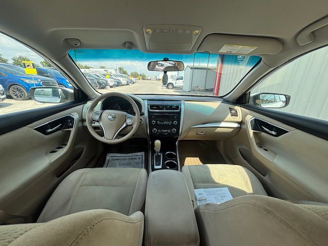 2014 Nissan Altima Image 10