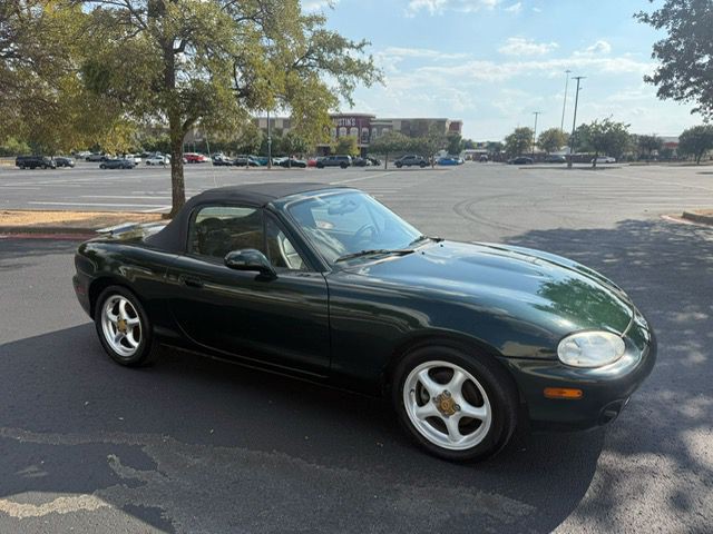 2000 Mazda MX-5 Miata Image 3