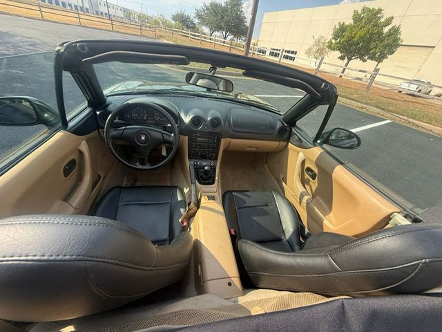 2000 Mazda MX-5 Miata Image 15