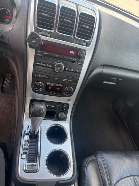 2008 GMC Acadia Image 10