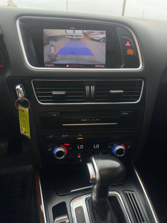 2015 Audi Q5 Image 16