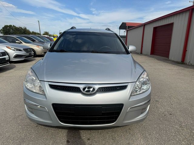 2010 Hyundai Elantra Image 1