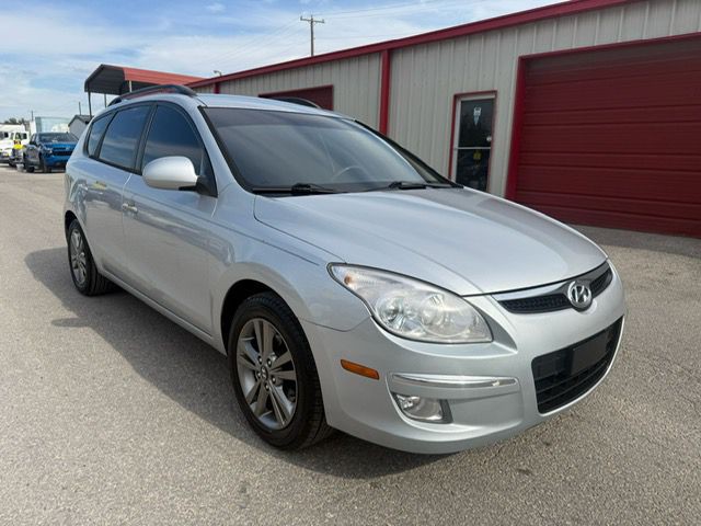 2010 Hyundai Elantra Image 3