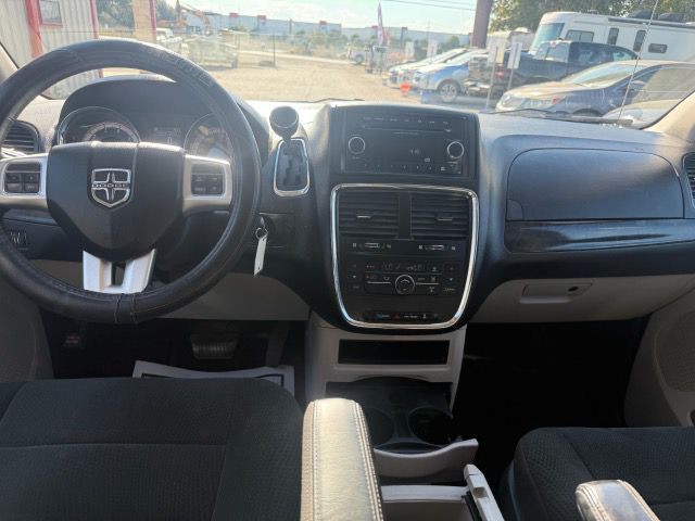 2012 Dodge Grand Caravan Image 10