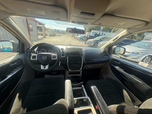 2012 Dodge Grand Caravan Image 12