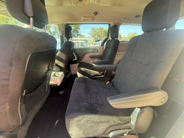 2012 Dodge Grand Caravan Image 17
