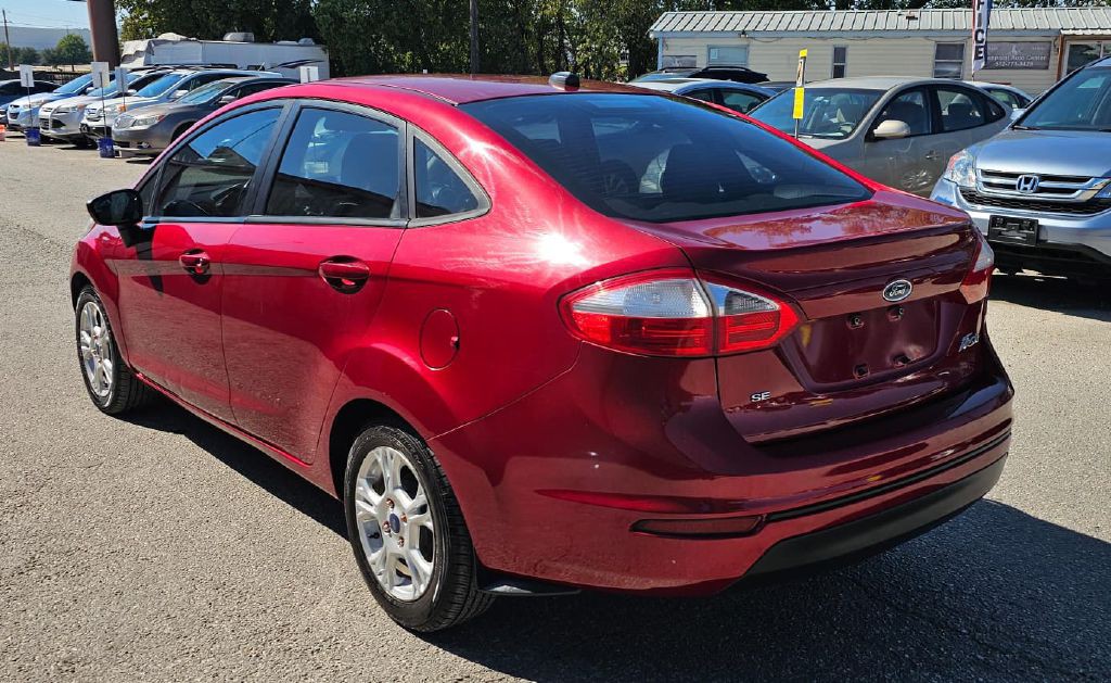 2014 Ford Fiesta Image 5