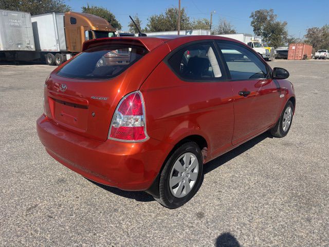 2009 Hyundai Accent Image 5