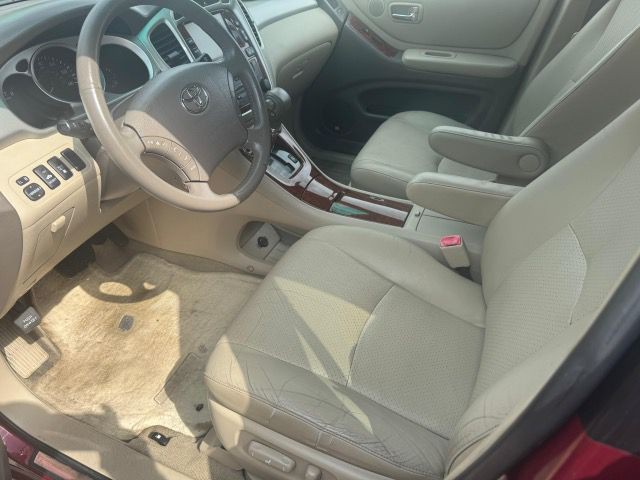2005 Toyota Highlander Image 8