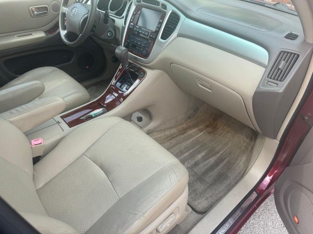 2005 Toyota Highlander Image 11