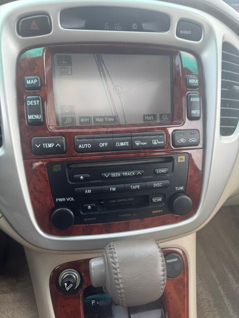 2005 Toyota Highlander Image 13