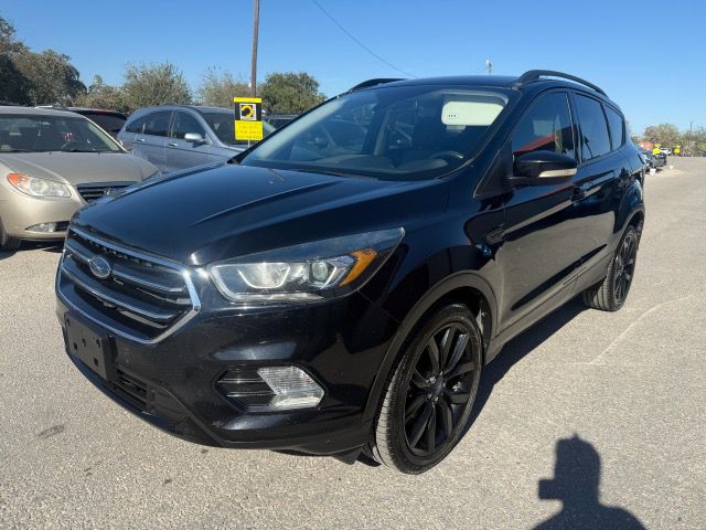 2017 Ford Escape Image 2