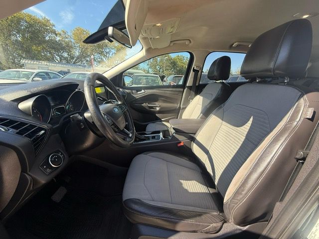 2017 Ford Escape Image 13