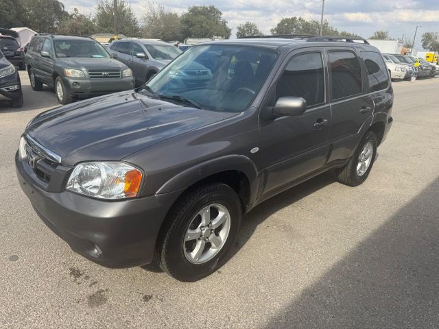 2005 Mazda Tribute Image 2