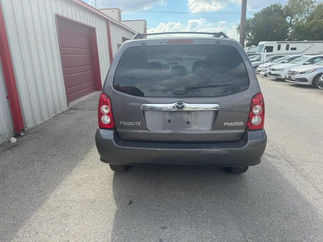 2005 Mazda Tribute Image 4