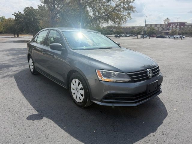 2016 Volkswagen Jetta Image 3