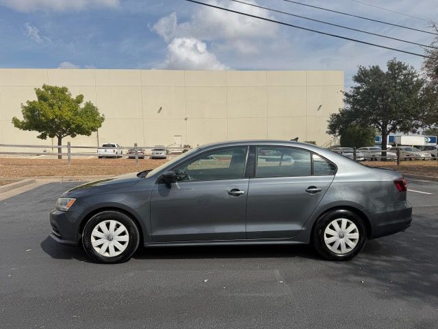 2016 Volkswagen Jetta Image 9