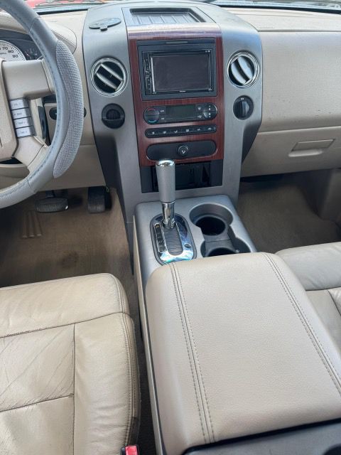 2005 Ford F-150 Image 11