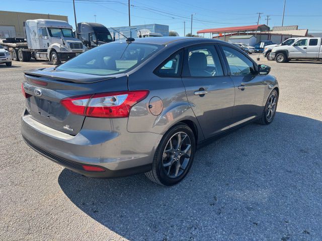 2013 Ford Focus Image 6