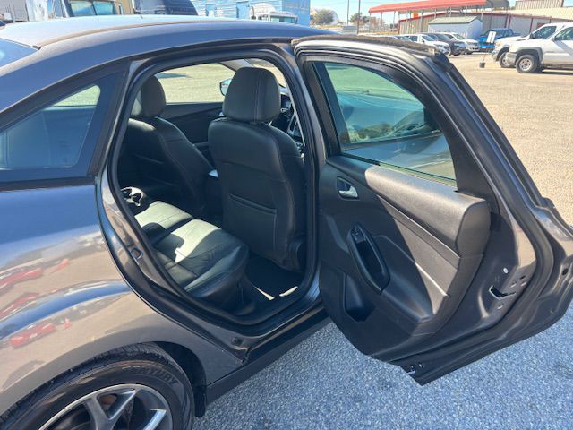 2013 Ford Focus Image 8