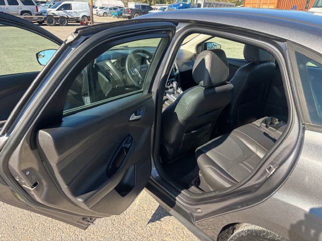 2013 Ford Focus Image 9