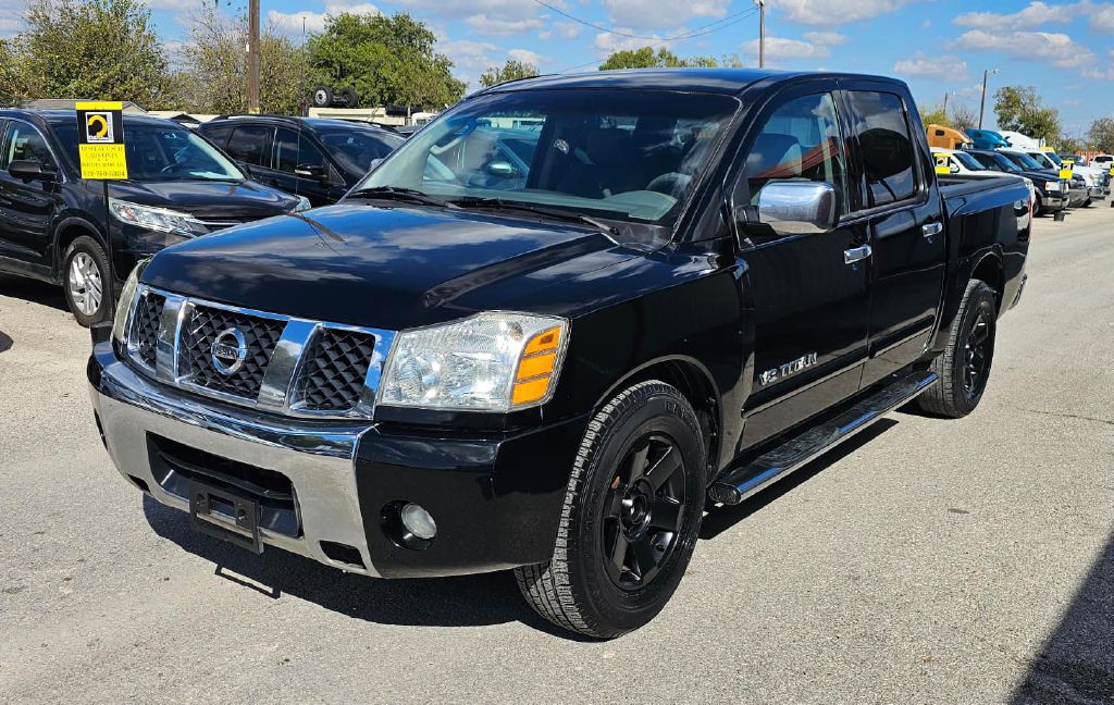 2007 Nissan Titan Image 2