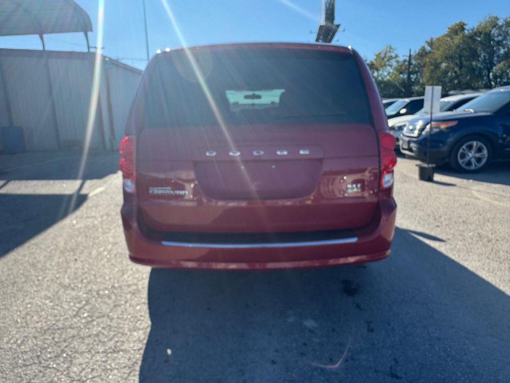 2014 Dodge Grand Caravan Image 4