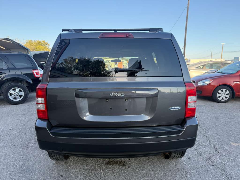 2015 Jeep Patriot Image 6