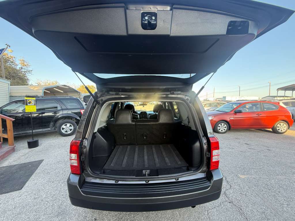 2015 Jeep Patriot Image 10