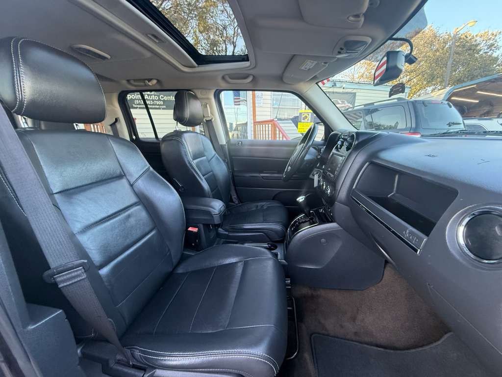 2015 Jeep Patriot Image 16