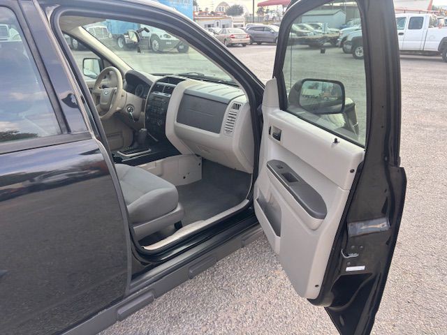 2008 Ford Escape Image 9