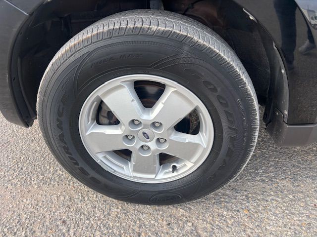 2008 Ford Escape Image 12