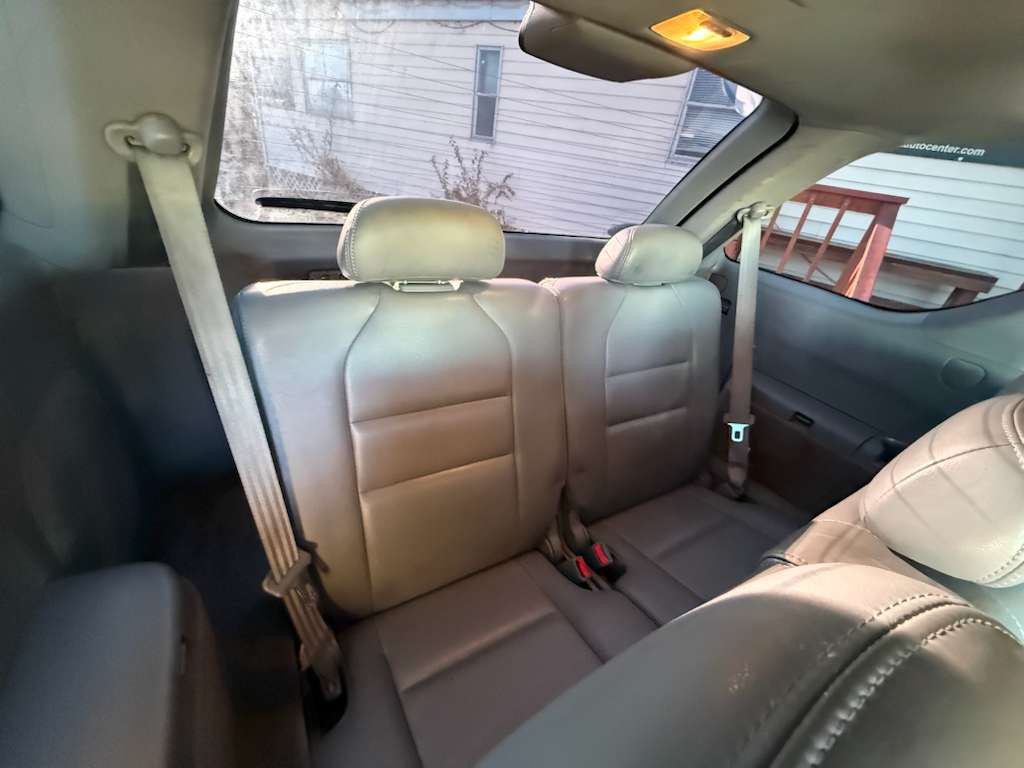 2004 Acura MDX Image 17