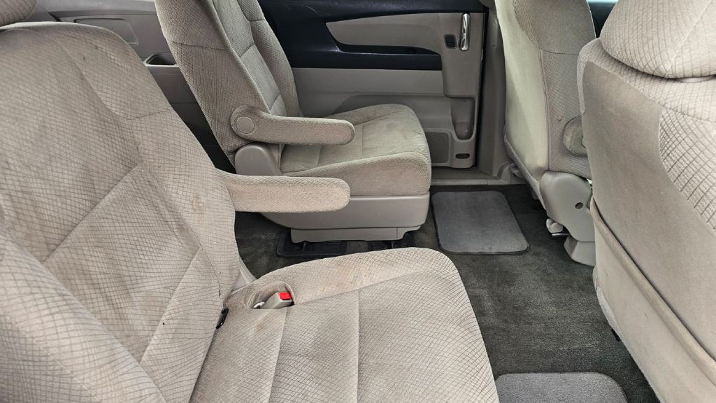 2015 Honda Odyssey Image 12