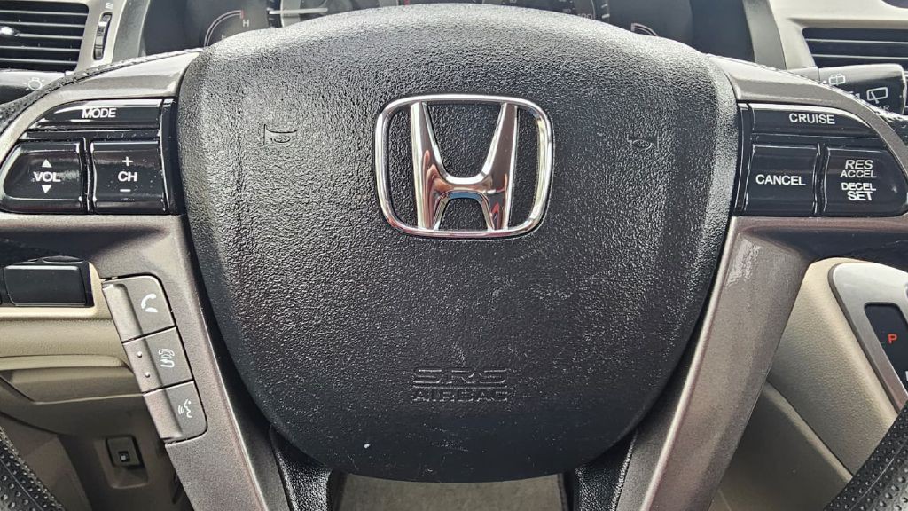 2015 Honda Odyssey Image 15