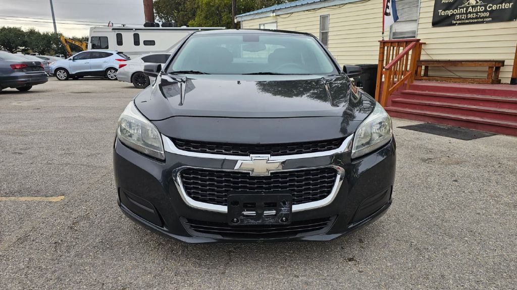 2015 Chevrolet Malibu Image 3