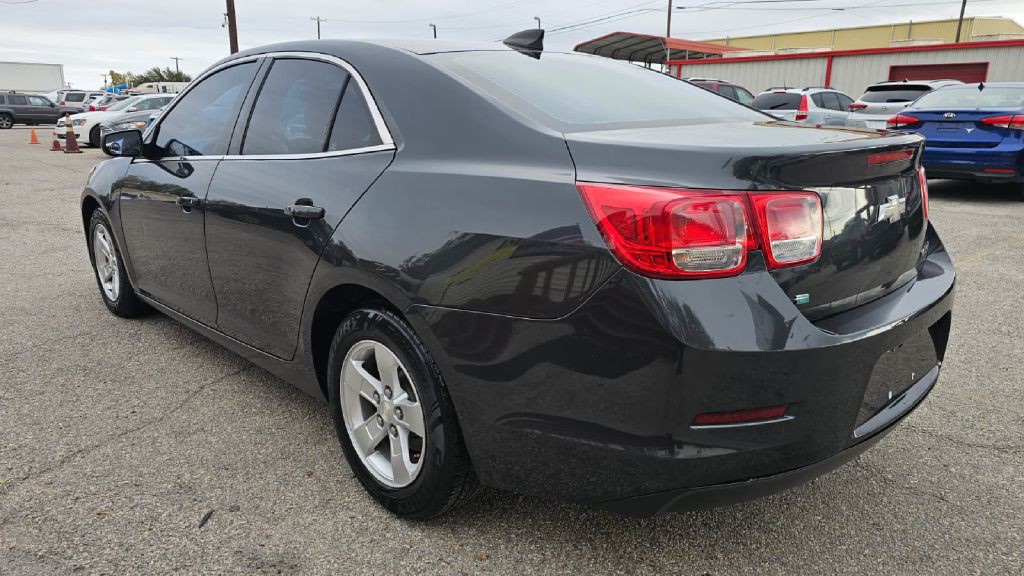2015 Chevrolet Malibu Image 6
