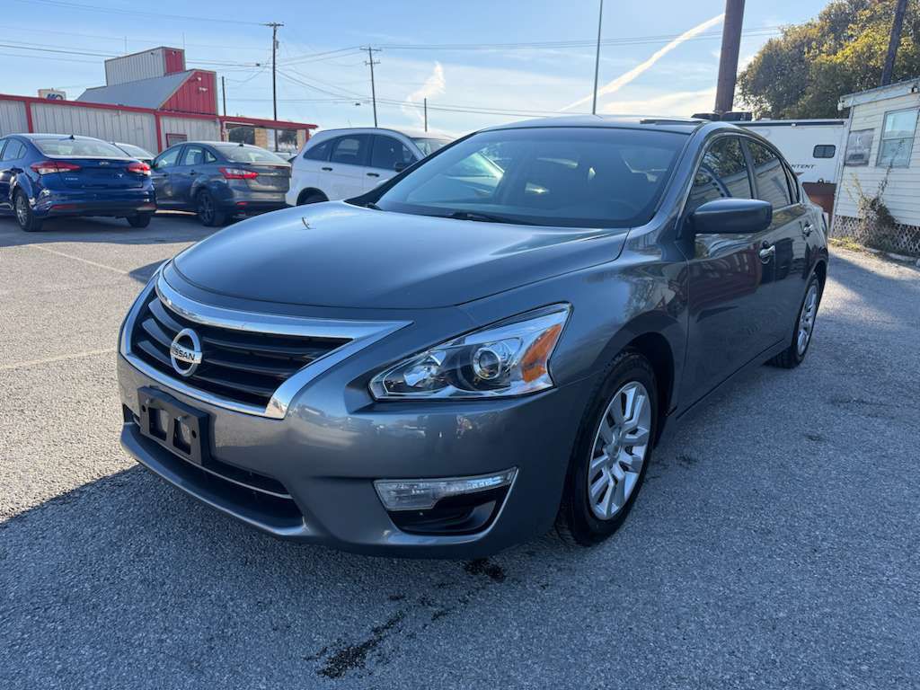 2014 Nissan Altima Image 3