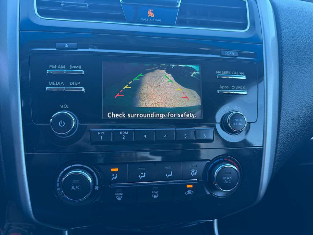 2014 Nissan Altima Image 14