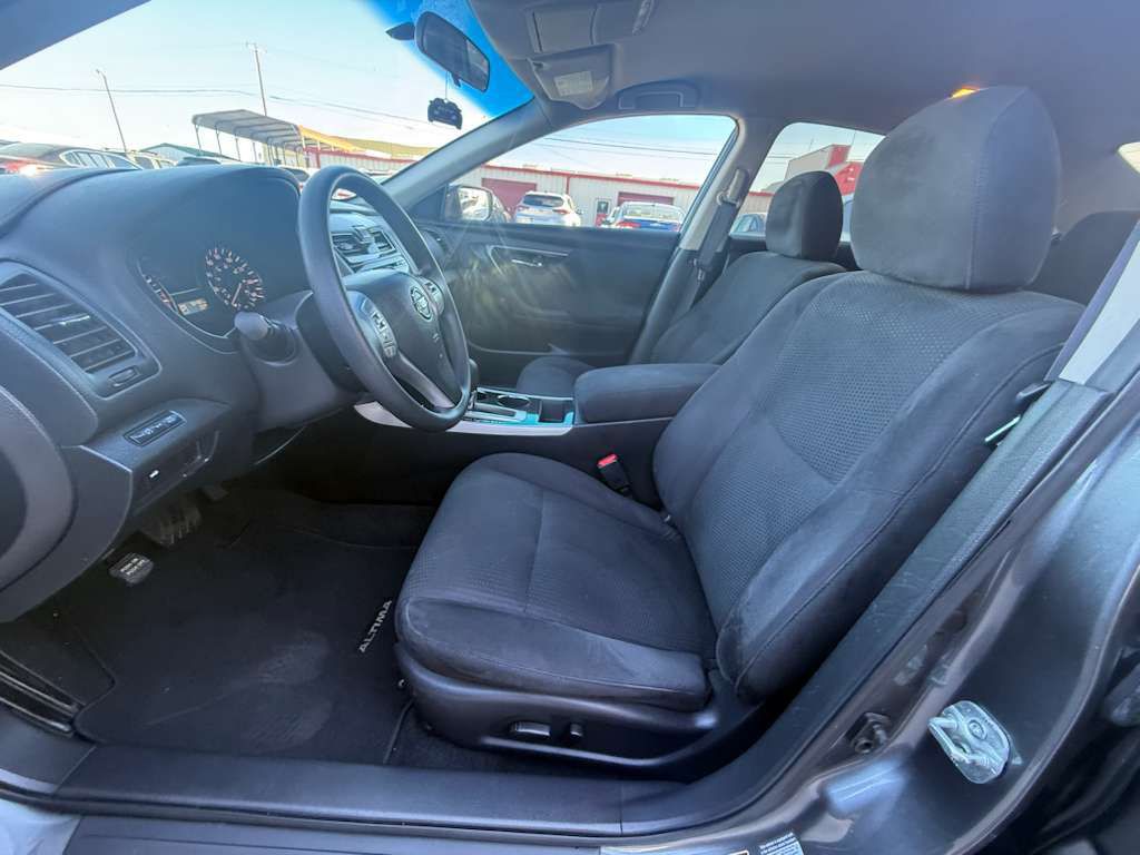 2014 Nissan Altima Image 15