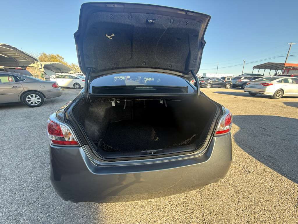 2014 Nissan Altima Image 18