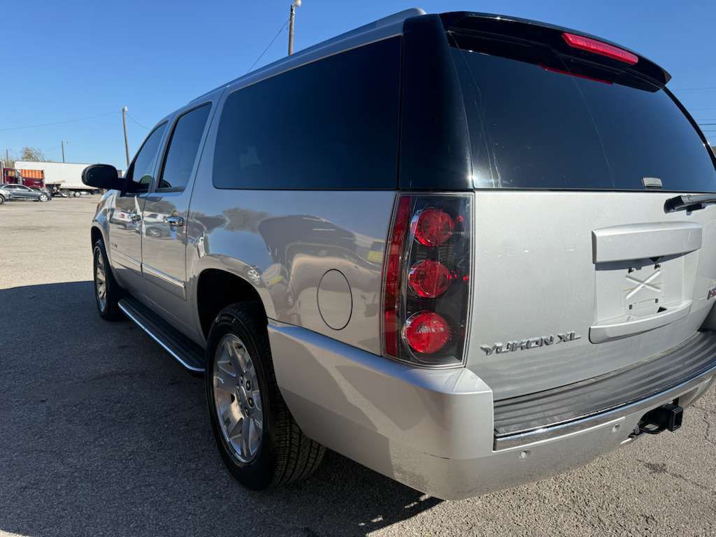 2013 GMC Yukon Image 3