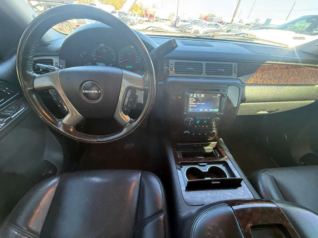 2013 GMC Yukon Image 16