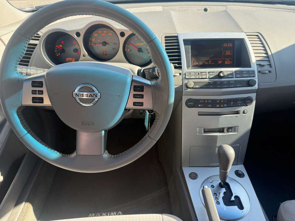 2006 Nissan Maxima Image 9