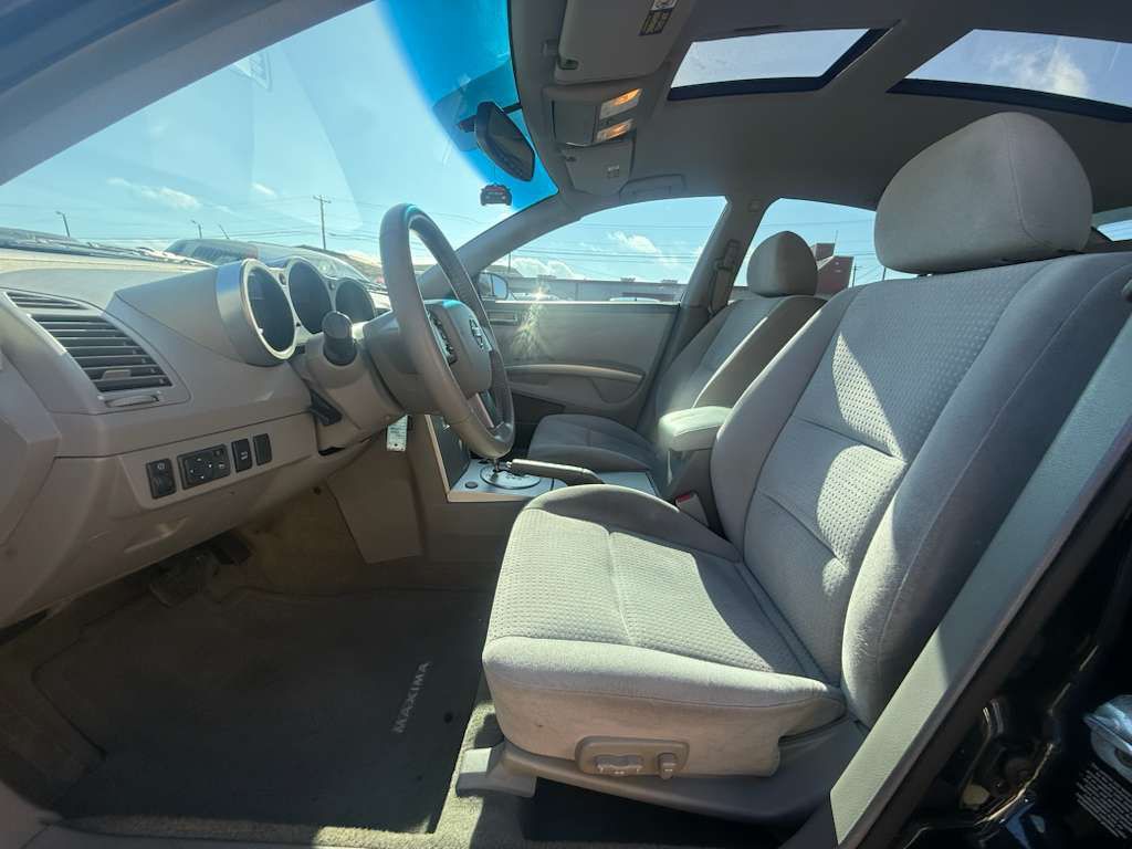 2006 Nissan Maxima Image 14