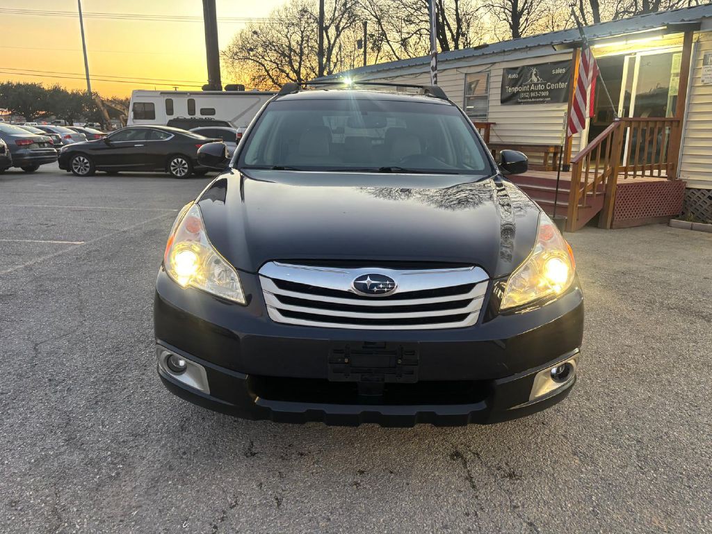 2012 Subaru Outback Image 2