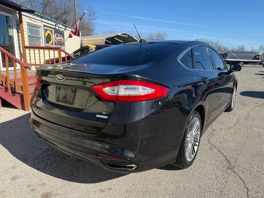 2017 Ford Fusion Image 6